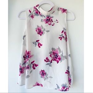 🌻 Forever21 Floral Tank with Open Back Size M